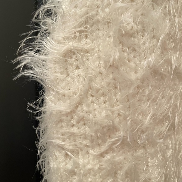 Silky Fuzzy Sweater - Picture 6 of 7